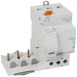 Legrand - Bloc diff adapt DX³-vis-3P-400 V~-63 A-type AC-300 mA-disj 1 mod/pôle - 410475