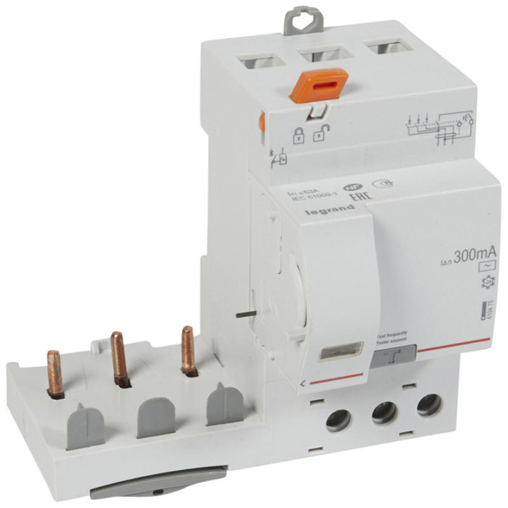 Legrand - Bloc diff adapt DX³-vis-3P-400 V~-63 A-type AC-300 mA-disj 1 mod/pôle - 410475