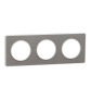 Schneider - Odace - Touch - Plaque 3 postes - entraxe 71 mm - ALU brossé avec liseré blanc - Réf : S520806J