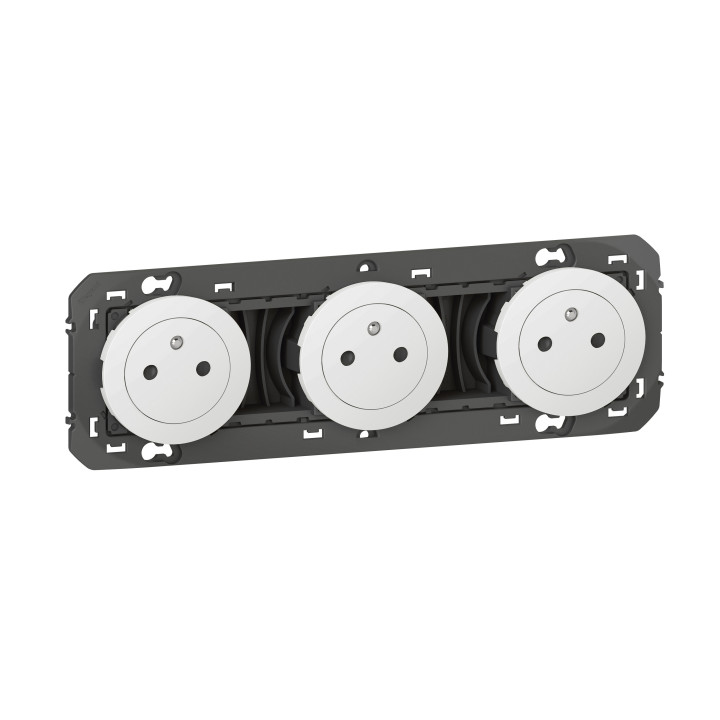 Legrand Dooxie - Prise de courant 3x2P+T 16A pré-câblé + plaque - Blanc - 600333-600803