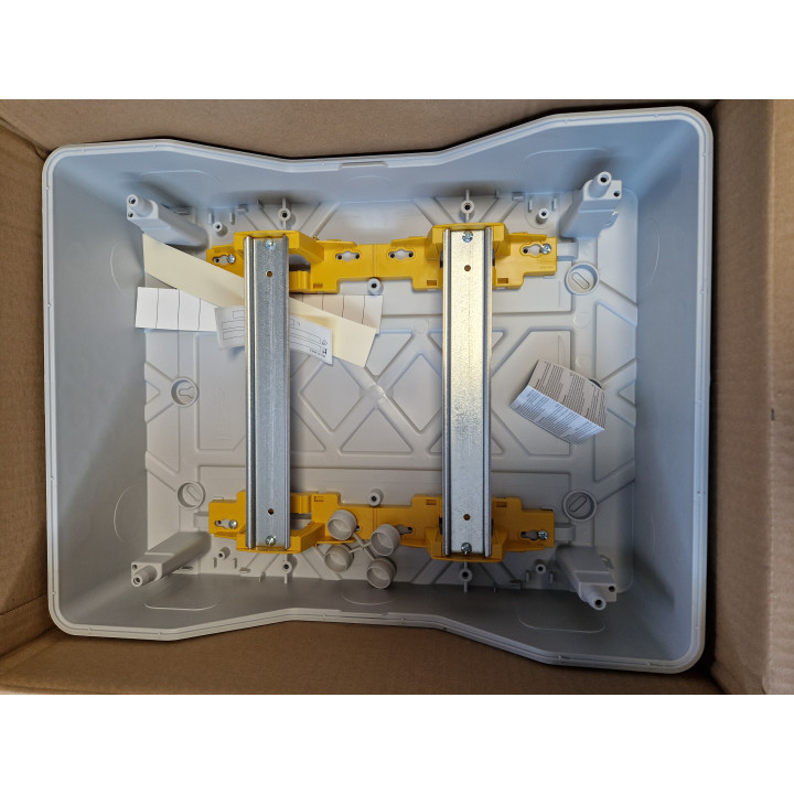 Legrand - Coffret étanche Plexo 24 modules - 2 rangées - sans bornier - IP65/IK09 - 601832