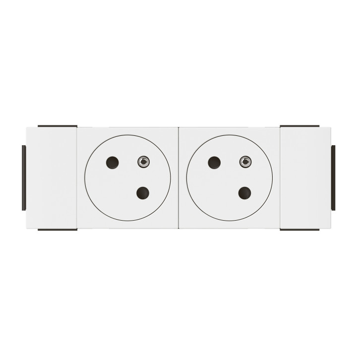 Legrand - Prise Mosaic pour goulotte 2x2P+T - 4M - Réf : 077102L