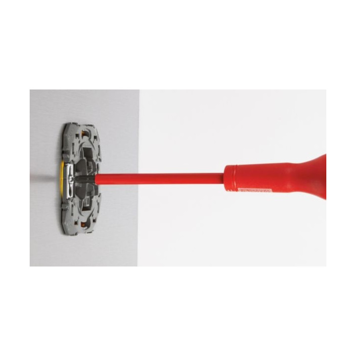 Legrand - Prise de courant Legrand dooxie 2P+T Surface 16A finition blanc - Réf.: 600335x10
