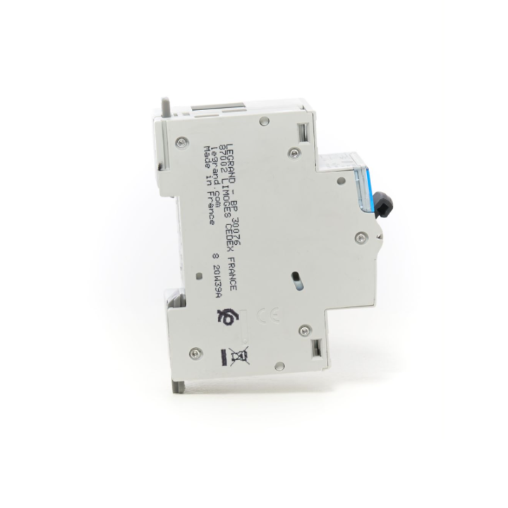 Legrand - Kit prise saillie étanche Green'up véhicule électrique + Disjoncteur différentiel - 20A - HPI - Réf : 090471 + 410754