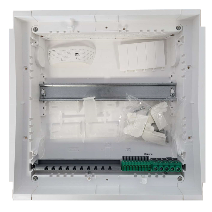 Legrand - Coffret encastré - porte métal extra plate - 1 rangée - 12+2 mod - 001531