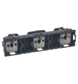 Legrand - Mécanisme Triple PC 2P+T Céliane - 16A - Précâblée - Réf : 067126