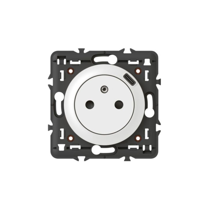Legrand - Prise Céliane 2P+T 16A + chargeur USB Type-C - Mécanisme avec support et enjoliveur blanc - Réf : 068127