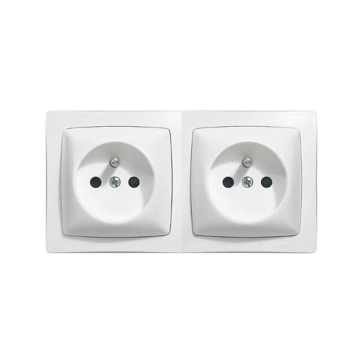 Legrand Oteo - Double prises de courant 2P+T 16A - 230V - AUTO - Réf : 086076
