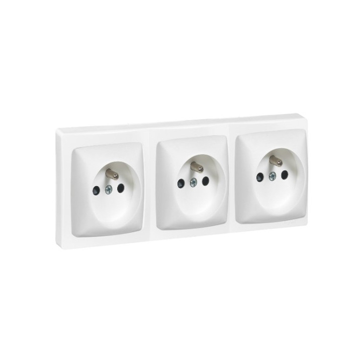 Legrand Oteo - Cadre saillie 3 postes + 3PC 2P+T 16A - 086093+086127x3