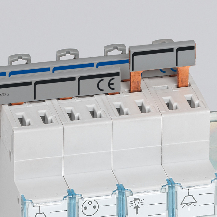 LEGRAND - DISJONCTEUR DNX3 PH/N - 10A - AUTO/VIS - Réf : 406881