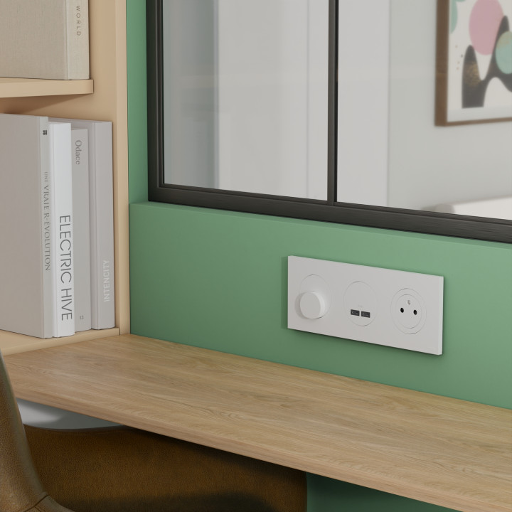 Schneider - Odace 2025 - plaque de finition 3 postes - couleur Blanc craie - Réf : S920706