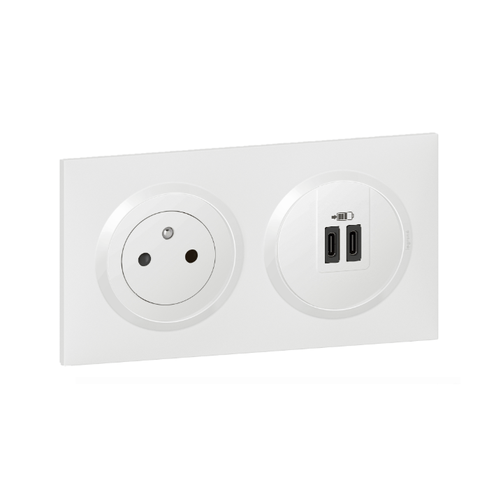 Legrand - Dooxie - Prise de courant 2P+T 16A + double USB-C + plaque - Blanc - Réf : 600335+600345+600802