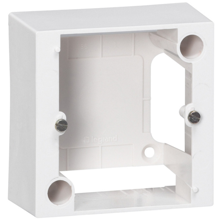 Legrand - Cadre saillie 80x80 pour socle à encastrer + Socle 2P+T 20A - 055422+055439