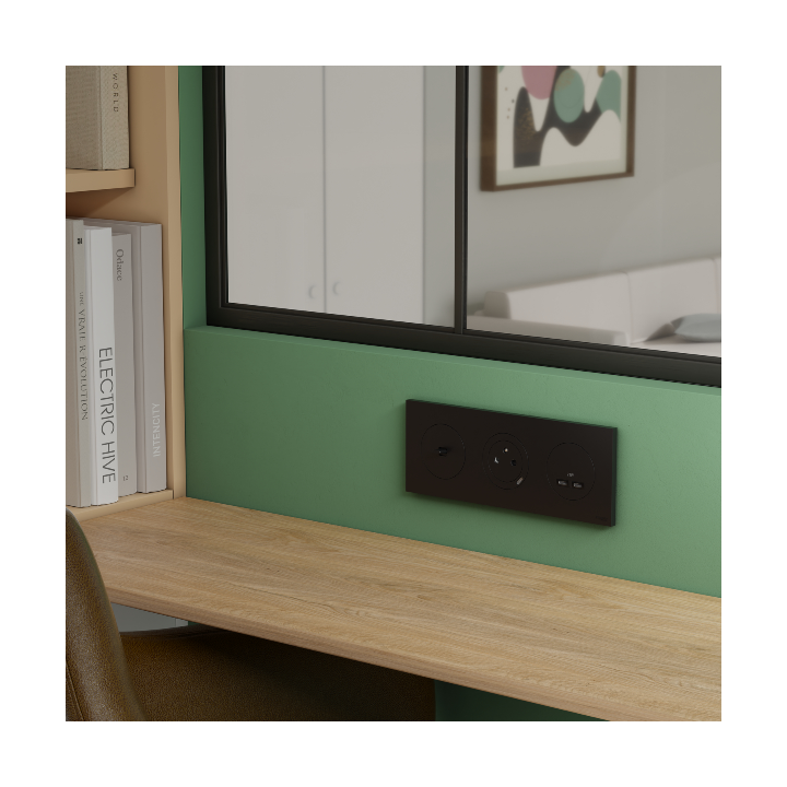 Schneider - Odace 2025 - plaque de finition 3 postes - couleur noir onyx - Réf : S940706